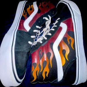 Van's Men's Filmore Hi Old Skool Skater Flame Athletic Shoes Size 12